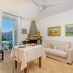 Apartment Casa Riva Varenna